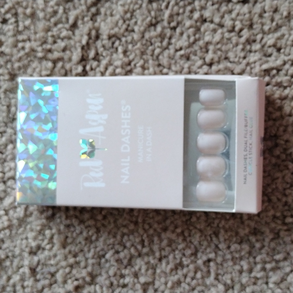 Red Aspen Nail Dashes (Send Chiffon &Diamonds)